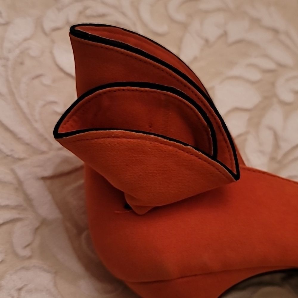 Bertinni Orange Suede Stilettos - Picture 12 of 16